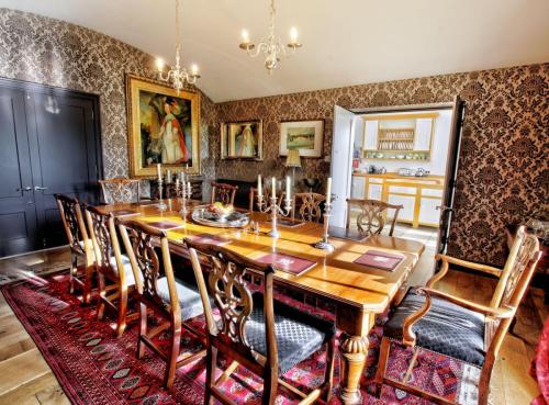 Broughton-Santuary-Dining Room